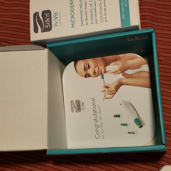 Silk'n ReVit Microderm exfoliation tool - Picture 6 of 8